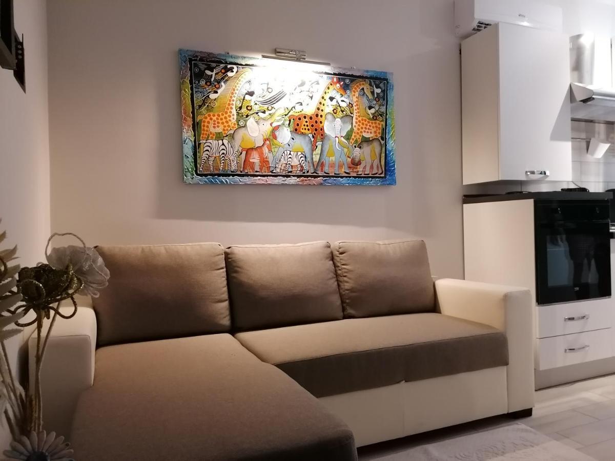 Al Bajah Loft Monovano Con Requisiti Hotel Таормина Экстерьер фото