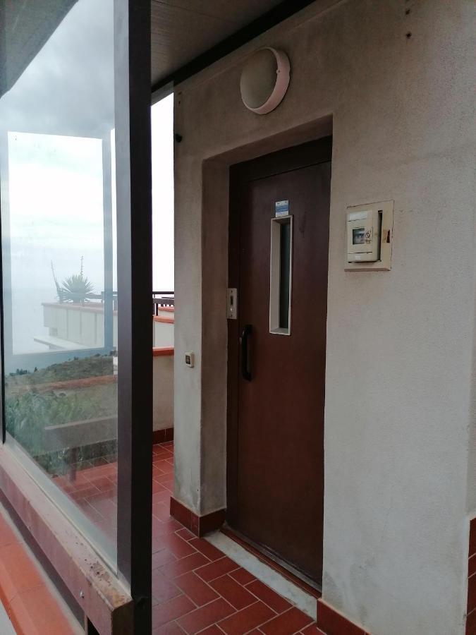 Al Bajah Loft Monovano Con Requisiti Hotel Таормина Экстерьер фото