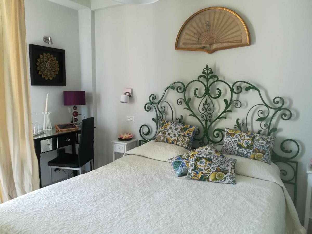Al Bajah Loft Monovano Con Requisiti Hotel Таормина Экстерьер фото