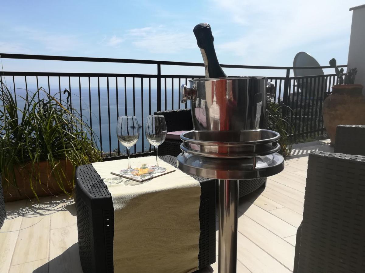 Al Bajah Loft Monovano Con Requisiti Hotel Таормина Экстерьер фото