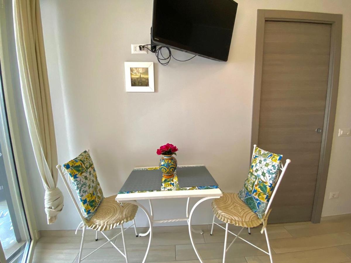 Al Bajah Loft Monovano Con Requisiti Hotel Таормина Экстерьер фото
