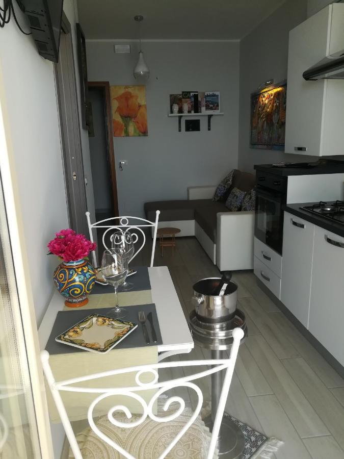 Al Bajah Loft Monovano Con Requisiti Hotel Таормина Экстерьер фото